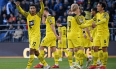 九游娱乐入口-包含多特蒙德中场核心因伤缺席，磨合困难的词条