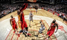 九游娱乐网站-威尔士血拼西班牙，姆巴佩个人能力完全展现，一场定义现代足球的经典战役