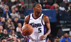 九游官网-包含马刺队收获胜利，士气高涨迎接下一场比赛的词条