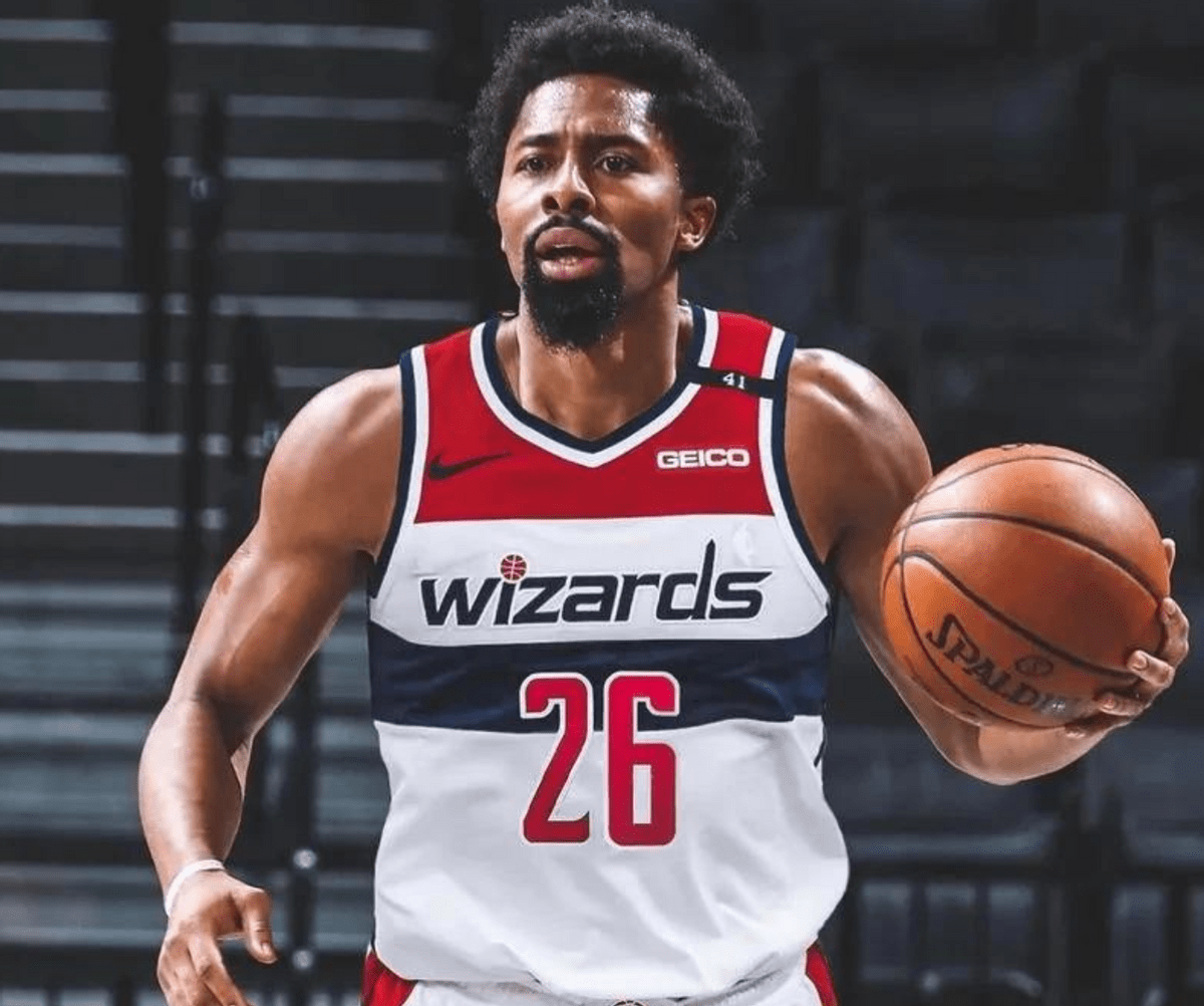 关于华盛顿失利，球队遭遇挫折，需重振士气备战的信息