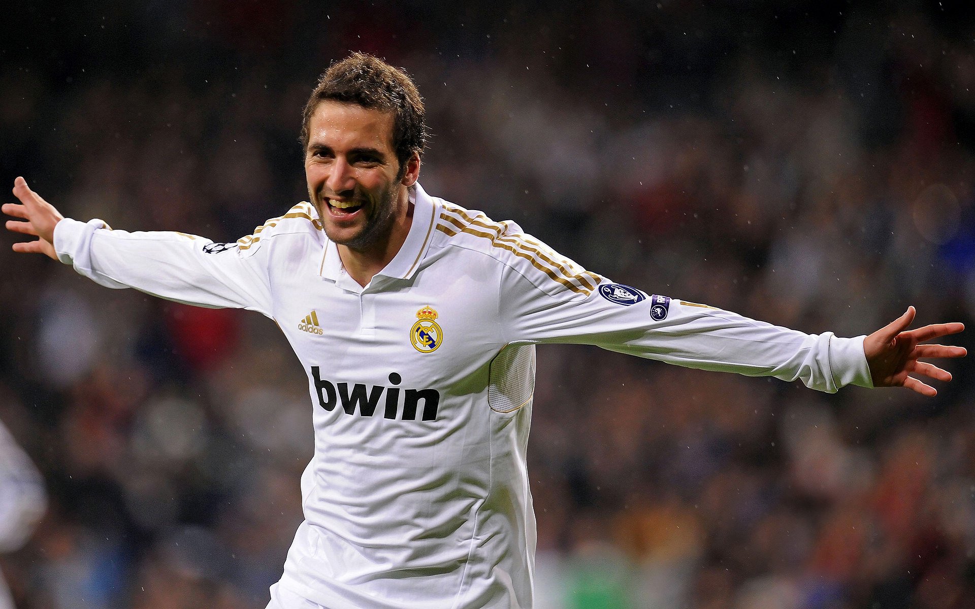 马丁内利统治全场，沙特提前终结悬念，美国梦碎小组赛